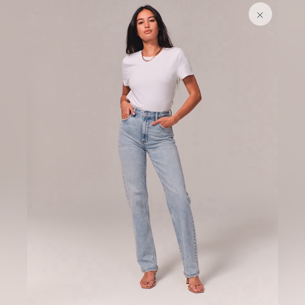 ABERCROMBIE AND FITCHBURG THE 90’s STRAIGHT ULTRA HIGH RISE RIGID JEANS 28/6R